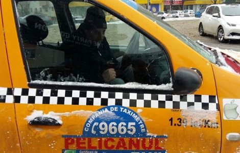 Cardiolog, lovit de taximetristul pe care nu l-a lasat sa fumeze in masina
