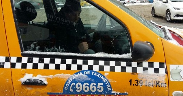 Cardiolog, lovit de taximetristul pe care nu l-a lasat sa fumeze in masina