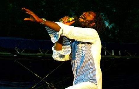Buju Banton, condamnat la 10 ani de inchisoare pentru trafic de droguri