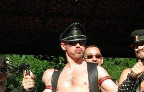 Cuplurile gay se pot casatori legal la New York