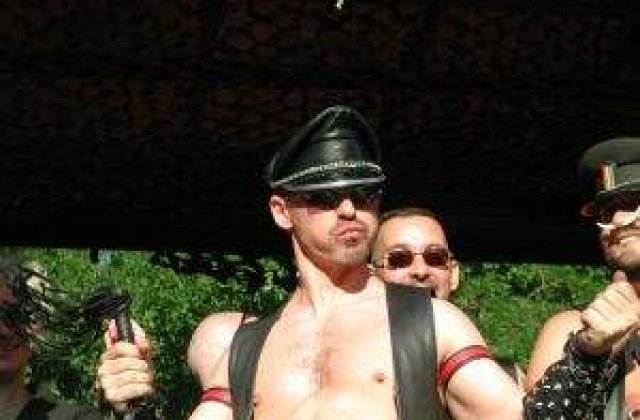 Cuplurile gay se pot casatori legal la New York