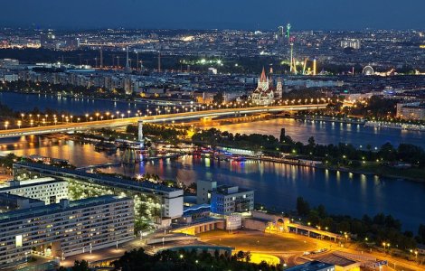 Austria: Cetatenii le pot spune `fuck` politicienilor, a decis justitia