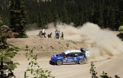 Duster-ul de 850 CP, locul 3 la cursa americana Pikes Peak!