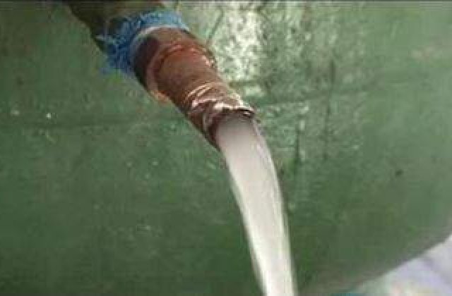 [VIDEO] Apa contaminata cu gaz in Timis