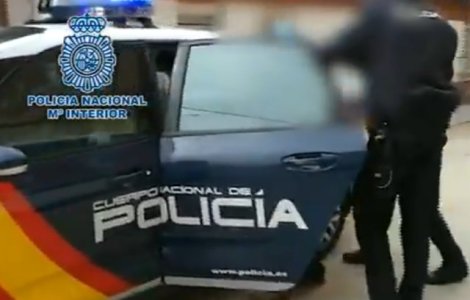 Doua minore romance, vandute de sora lor unor clanuri din Spania, pentru 20.000 de euro