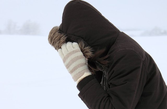 Cod GALBEN de vant puternic si zapada spulberata in sase judete