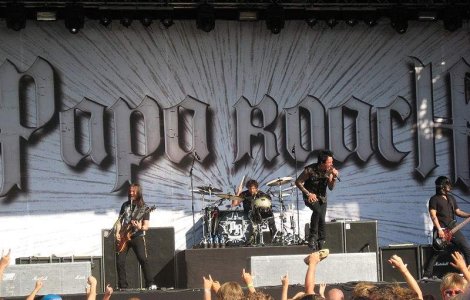 Papa Roach nu mai concerteaza la Bucuresti