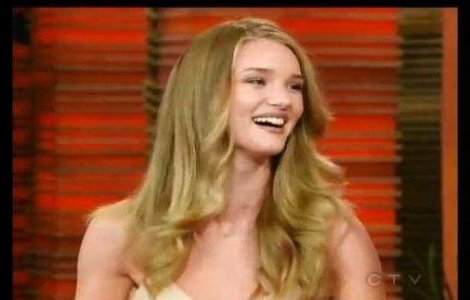  Video  Cea mai "fierbinte" femeie din lume il vrea pe printul Harry