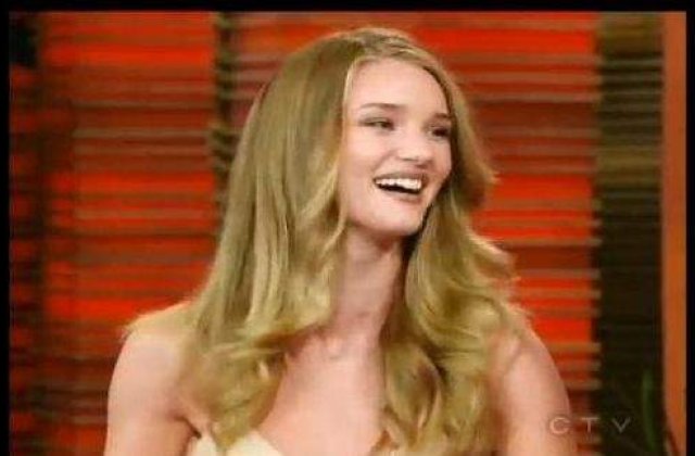 [VIDEO] Cea mai "fierbinte" femeie din lume il vrea pe printul Harry