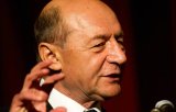 Basescu: Dragi parlamentari din comisia SRI, cautati-ma dupa ce il audiati pe Dragnea