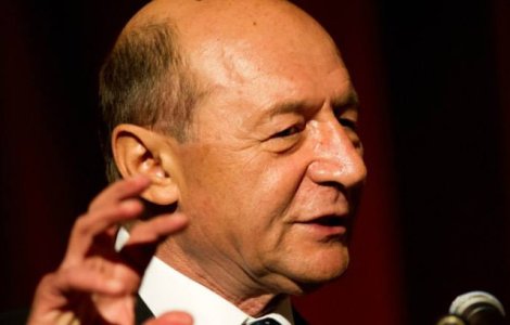 Basescu: Dragi parlamentari din comisia SRI, cautati-ma dupa ce il audiati pe Dragnea