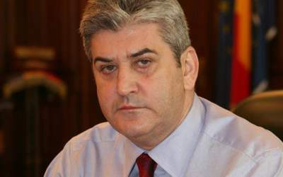 Gabriel Oprea: Dragnea a...