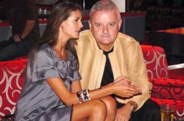 Iri si-a facut de cap fara Monica: scandal pentru o satena la 05.45 dimineata