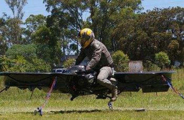 Hoverbike, motocicleta zburatoare!