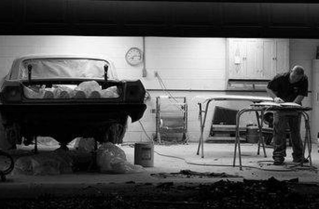 Restrictiile de munca pentru romani in UE continua