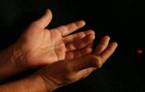  Top  Romanii si cauzele umanitare