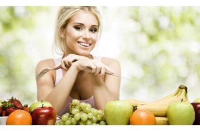 3 diete de detoxifiere ideale pentru vara