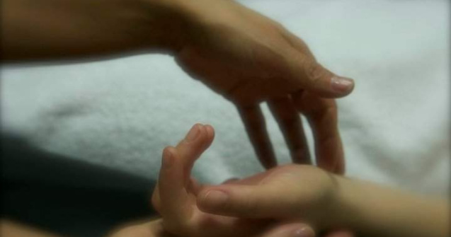  Video  S-a deschis primul spa cu gadilaturi (vindecatoare)!