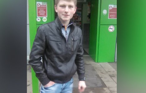 Tanar, ucis de maidanezi dupa ce a salvat o femeie din coltii lor