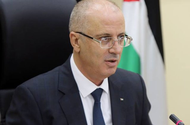 Sapte oameni, raniti in urma unei explozii produse la trecerea coloanei premierului palestinian, in Gaza