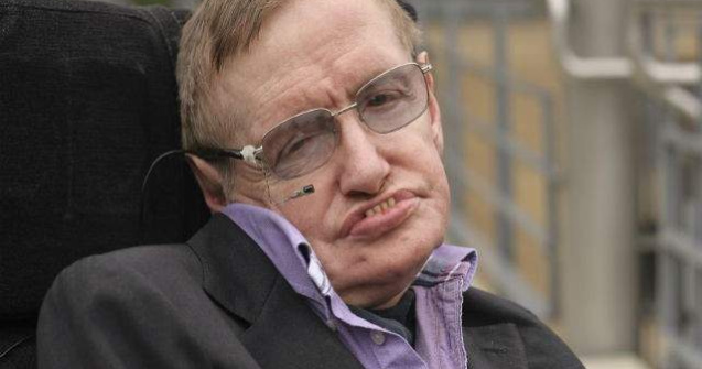 Stephen Hawking a murit la 76 de ani