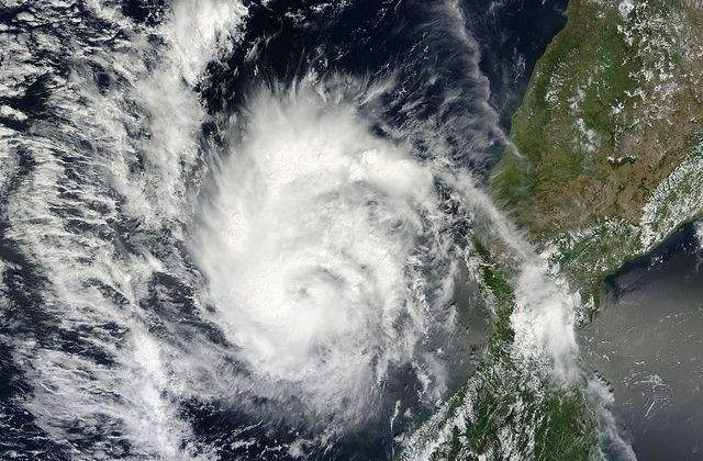 Furtuna tropicala in Mexic: 300.000 de sinistrati