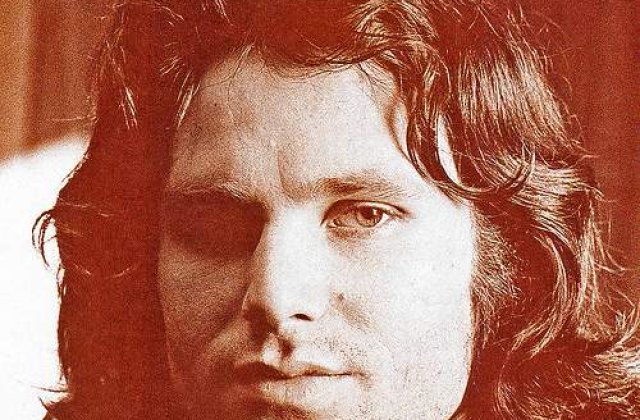 [VIDEO] Jim Morrison - 40 de ani de legenda