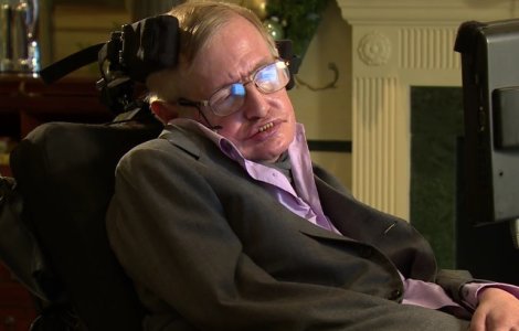  Top  10 avertismente transmise de Stephen Hawking de-a lungul vietii. Numarul 5 este ingrijorator