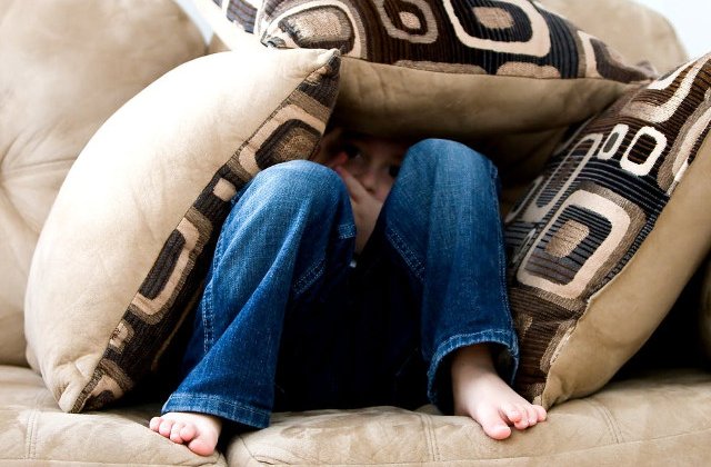 Barbat din Tulcea, arestat dupa ce a agresat sexual un baietel de 5 ani