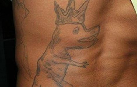  Top  10 tatuaje bizare pe care nici "proprietarii" nu le inteleg