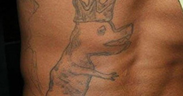  Top  10 tatuaje bizare pe care nici "proprietarii" nu le inteleg