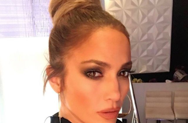 Marturisirile #metoo continua. Jennifer Lopez a dezvaluit ca a fost hartuita sexual la inceputul carierei