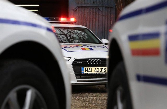 Profesor de liceu, suspectat de camatarie