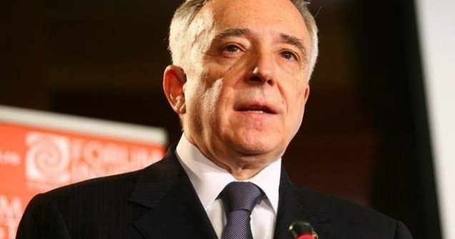 Isarescu: Faptul ca acum se discuta legi fara un studiu de impact este un lucru care trebuie sa ne dea de gandit