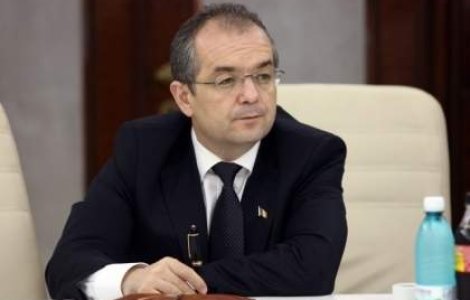 Boc: Opozitia sfideaza democratia