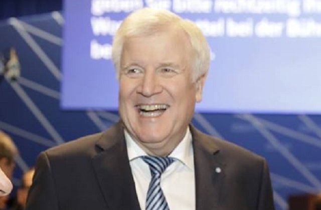 Ministrul de Interne german: UE "ii trateaza cu superioritate" pe membrii sai estici in problema migrantilor