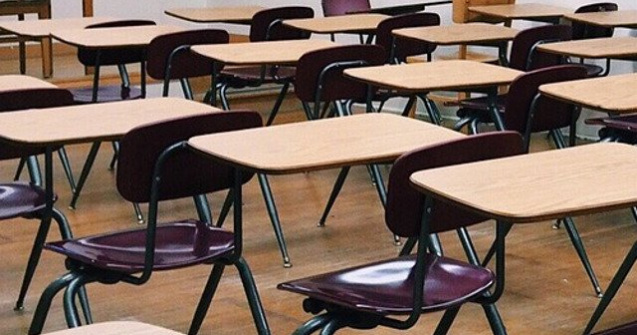 Elevii de clasa a XI-a si a XII-a au sustinut astazi simularea de Bacalaureat, la Limba si literatura romana