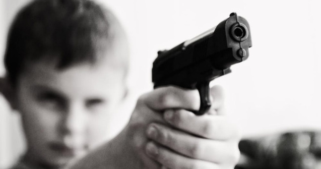 Fetita, omorata de fratele sau de 9 ani, din cauza unui joc video