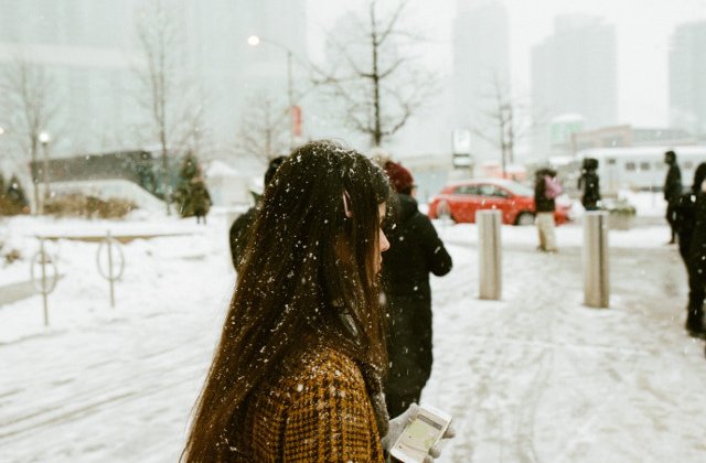 Cod GALBEN de lapovita, ninsoare, polei si vant in 19 judete si in Capitala, de luni seara