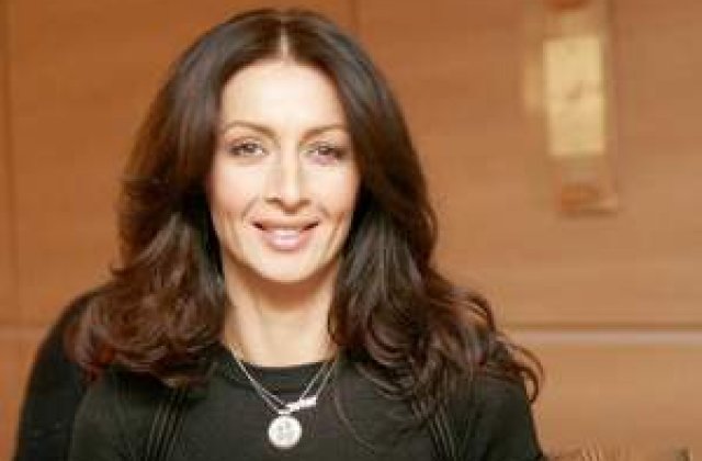 Mihaela si Dani isi amana vacanta. Cei doi vor avea parte de o escapada romantica abia dupa Revelion.