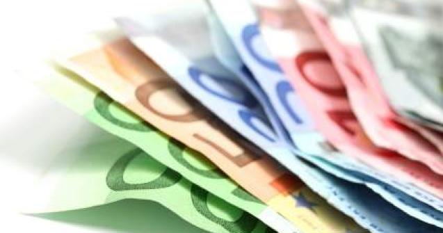 Euro se depreciaza, actiunile europene cresc: Ce se va intampla cu Grecia?