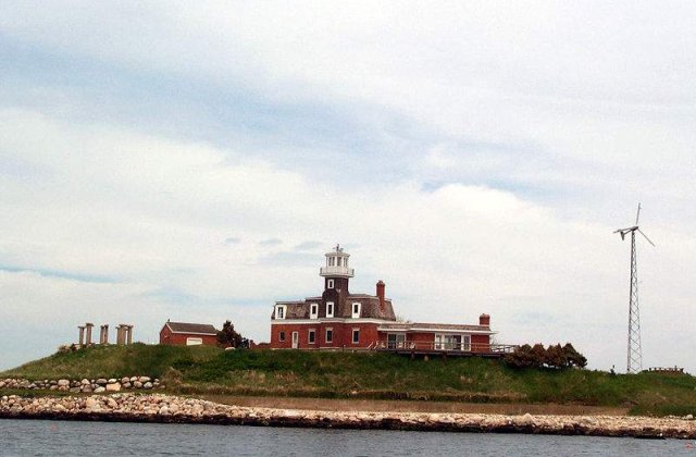 PRIVAT! 10 insule de vis ale celebritatilor