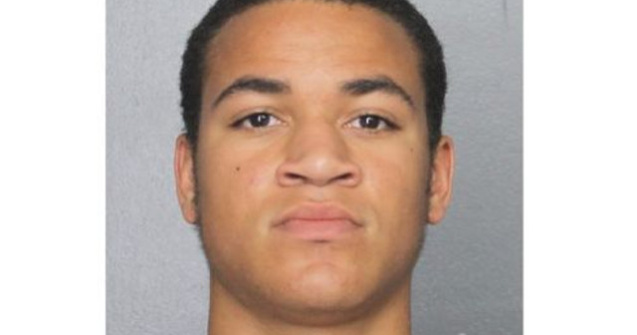 Fratele autorului masacrului din Florida, arestat pentru ca a intrat ilegal in campusul unitatii de invatamant