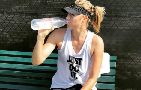 Motivul pentru care Sharapova s-a retras din turneul de la Miami