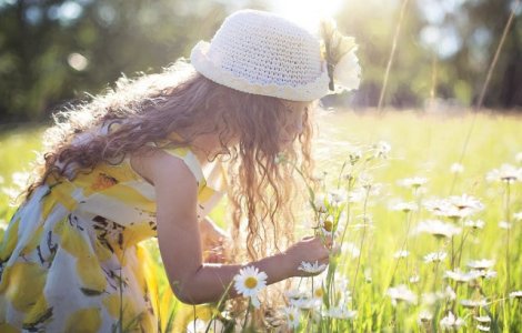 O fetita de 11 ani a nascut, dupa ce a fost violata de sase barbati