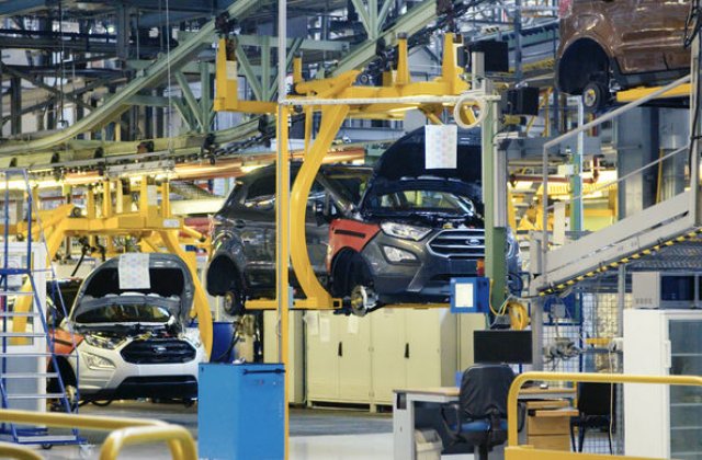 Ford aniverseaza 10 ani de la preluarea uzinei de la Craiova: productie record anticipata pentru 2018 cu aproape 4500 de angajati