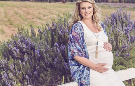  Top  Ghid pentru femei gravide: Ce sa NU porti cand esti insarcinata (+ cele mai bune tinute pentru care sa optezi)