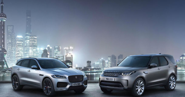 Parteneriat: Jaguar Land Rover si BlackBerry vor lucra la un soft nou pentru viitoarele masini ale grupului