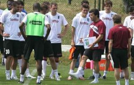 Peseiro pleaca de la Rapid mai bogat cu 243.000 de euro