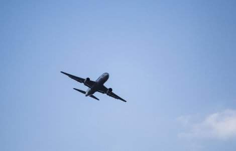 Pasageri ai unui avion venit din Franta au intrat neverificati in Bulgaria in urma unei neglijente a politistilor